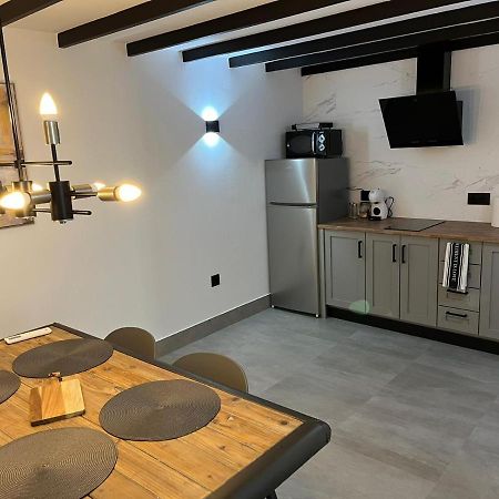 Apartamentos La Chimenea เมรีดา ภายนอก รูปภาพ